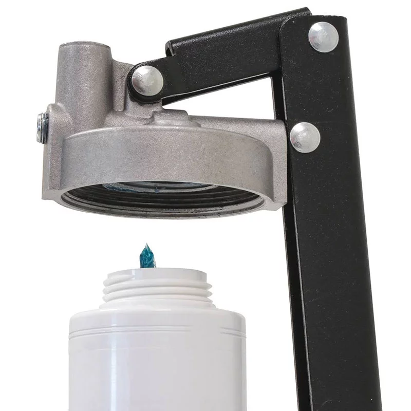 Pompe à graisse manuelle pour cartouche à visser DRAKKAR Pompe à graisse manuelle pour cartouche à visser DRAKKAR