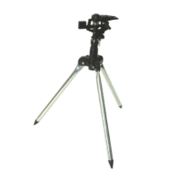 Arroseur cracheur sur pieds